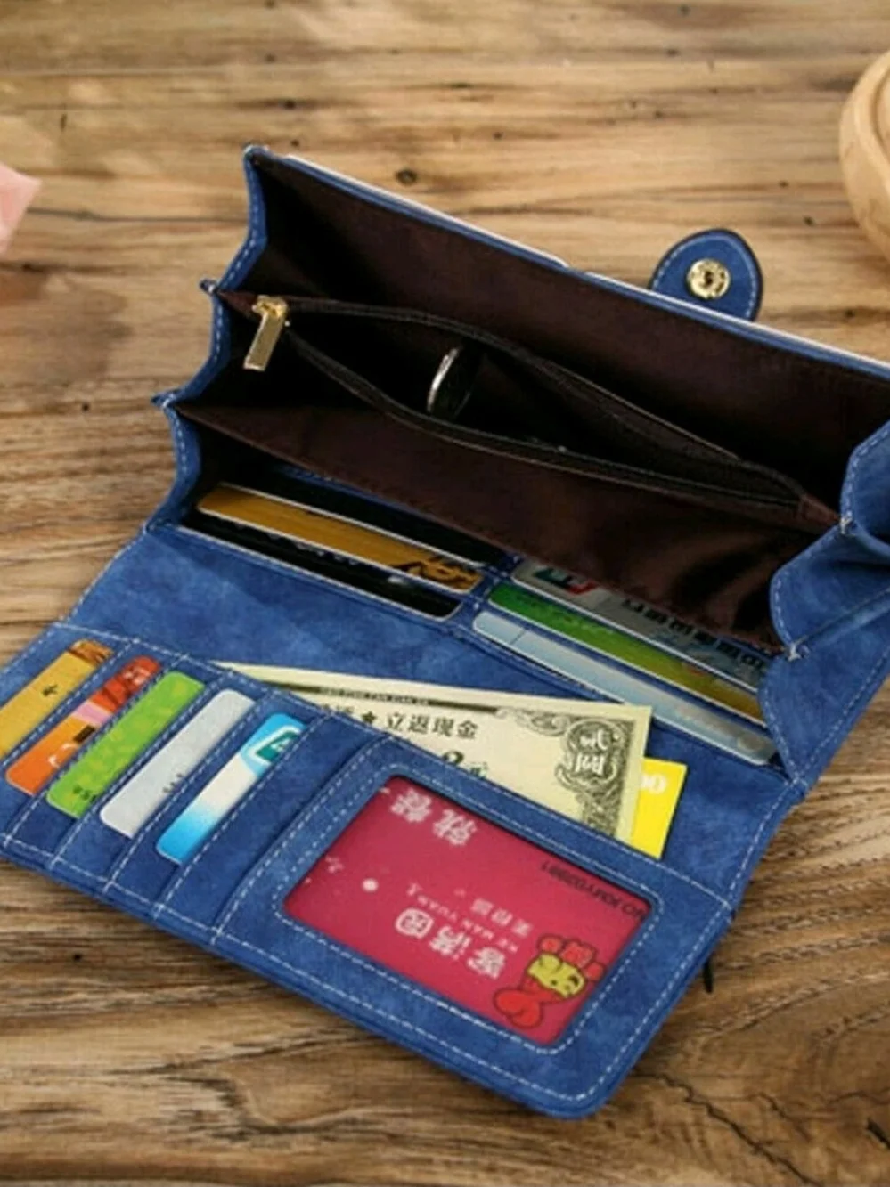 Elegant Blue Women's Wallet - Chic Everyday Clutch